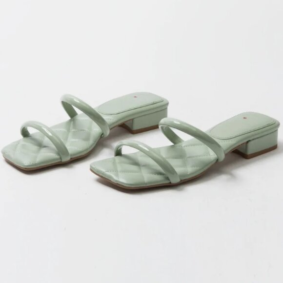 Delicious Shoes - DELICIOUS Square Toe Block Heel Womens Sandals MINT Size 7